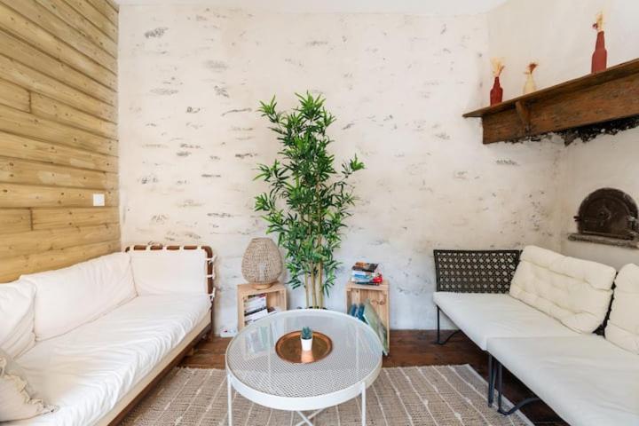 Chez Celia Apartment Laruns Exterior photo